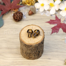 Load image into Gallery viewer, crystal healing stones gifts small size cute shape multi materials available unique gifts crystal mushroom(PCS)
