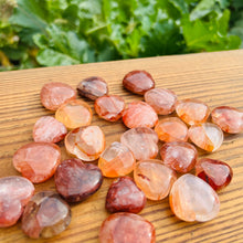 Load image into Gallery viewer, High Quality Fire Quartz Mini Hearts for Jewelry (pcs)