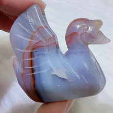 Load image into Gallery viewer, druzy agate swan with shiny geode
