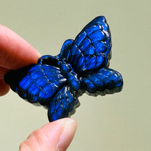 Load image into Gallery viewer, Full Blue Strong Flash  Labradorite Butterfly Carving
